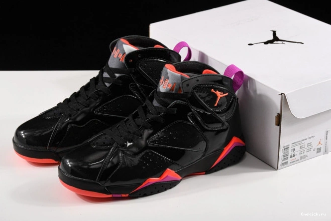 One Kick Black Retro 7 Air Patent 313358-006 Jordan 0802